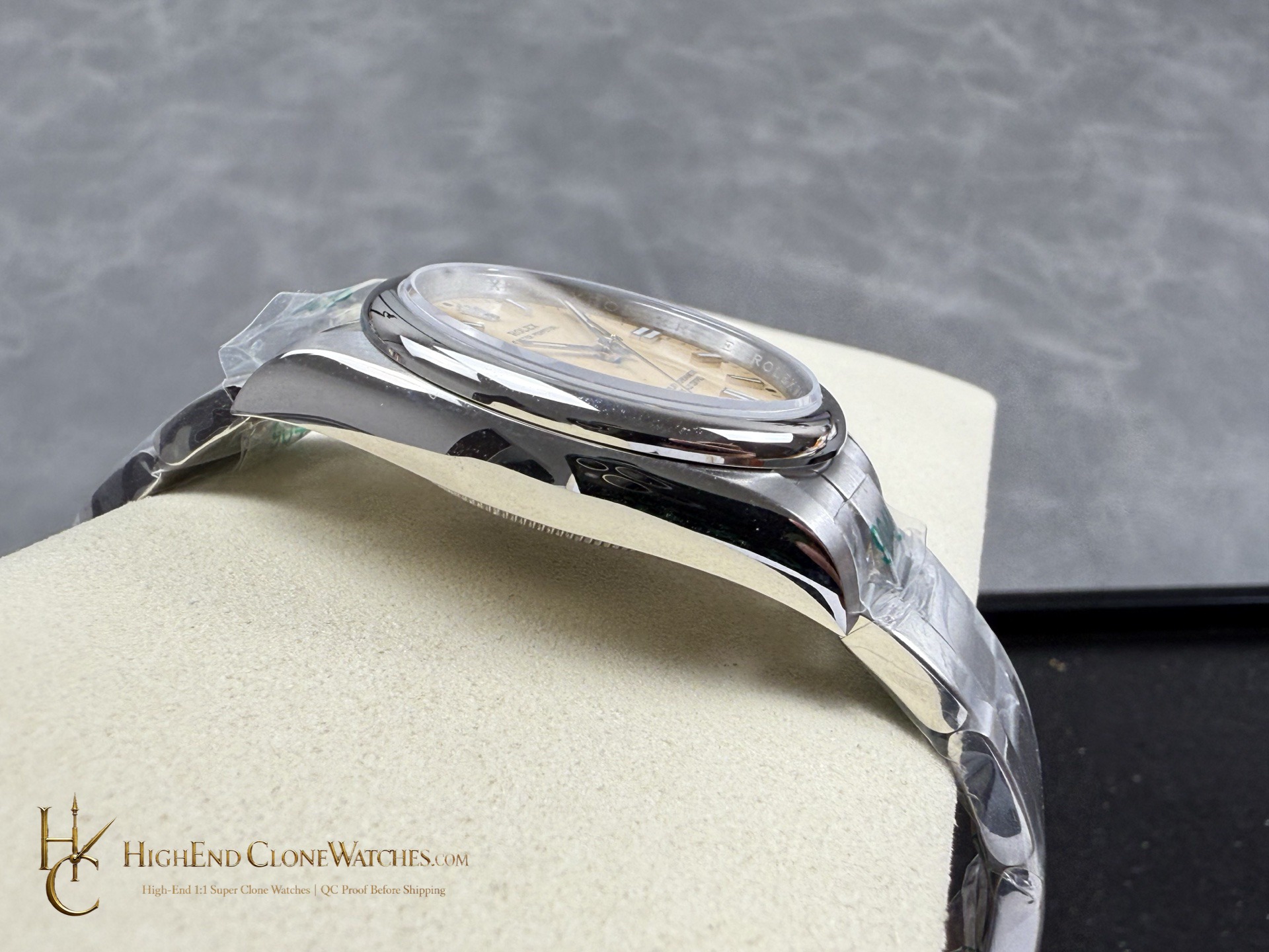 Rolex Oyster Perpetual M126000-0012 side case profile super clone watch