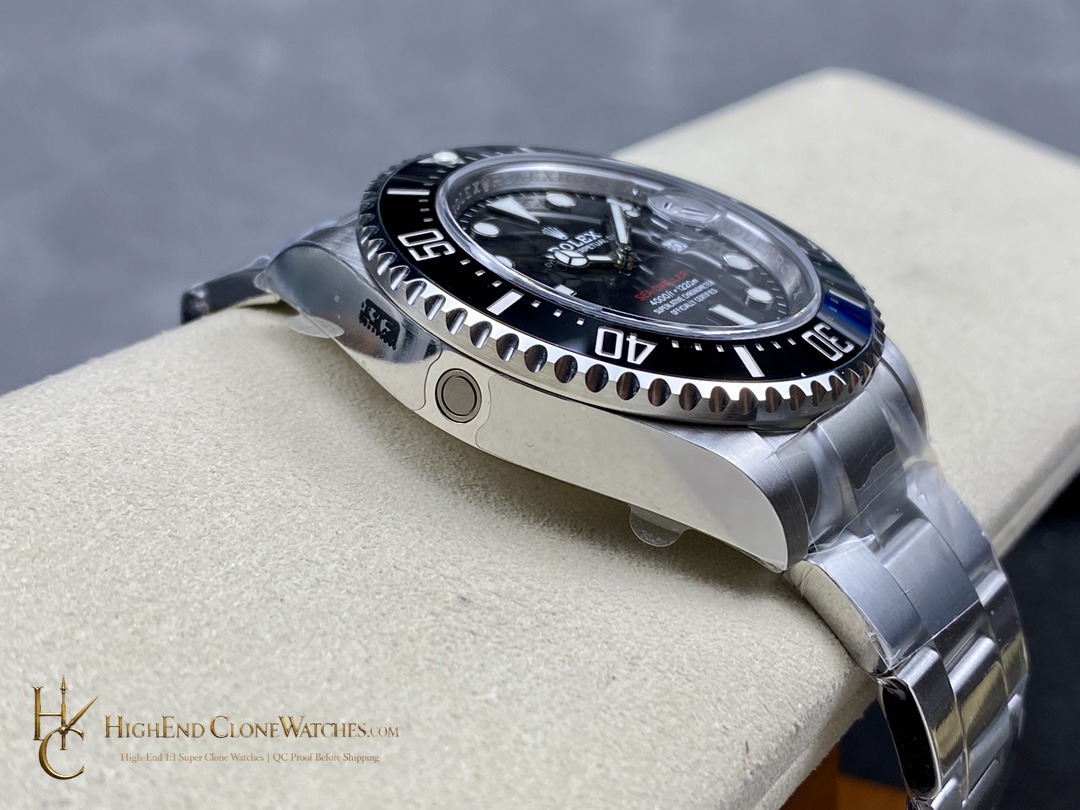 Rolex Sea-Dweller 126600 crown and case detail super clone watch