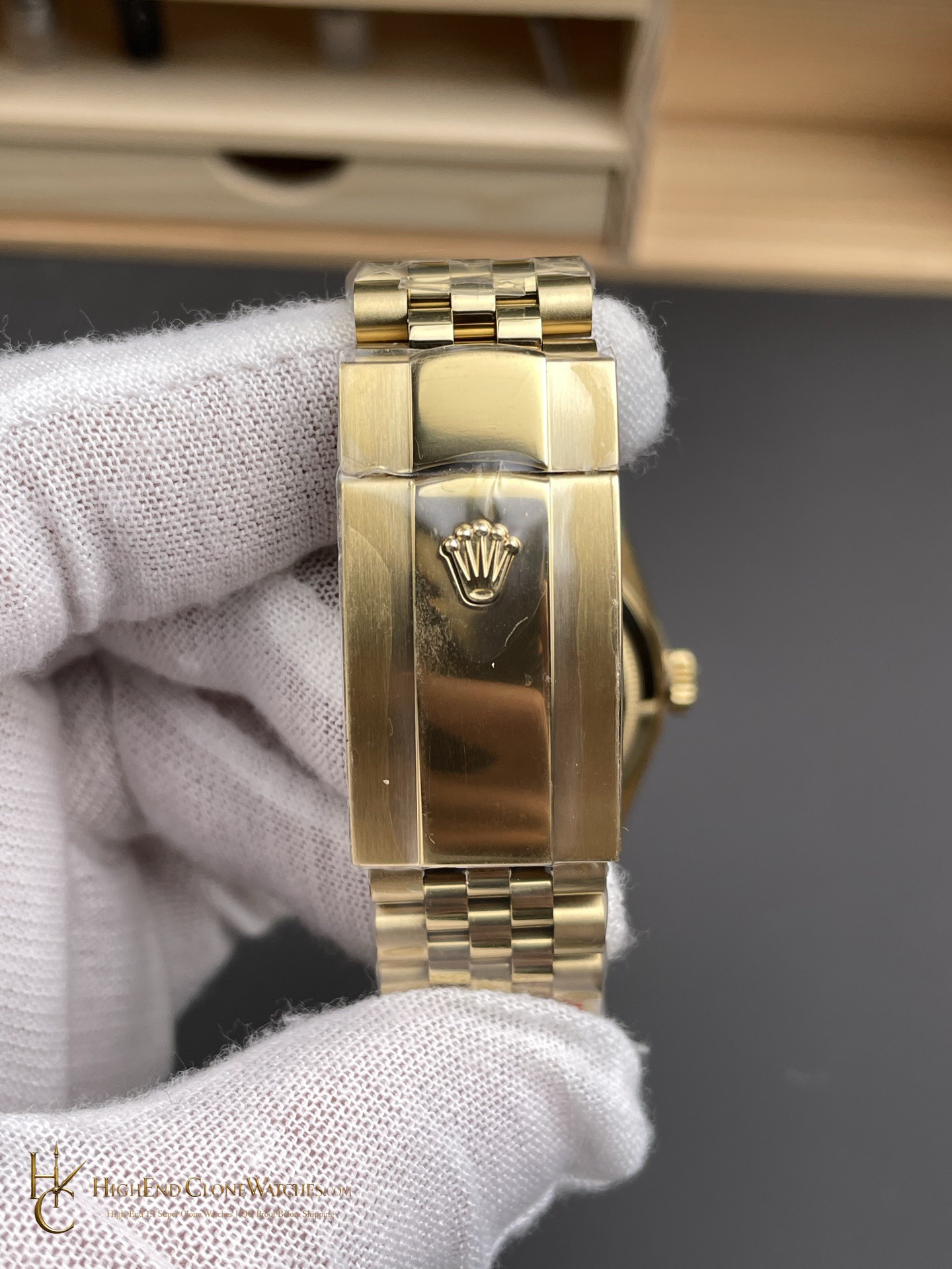 Rolex Sky-Dweller 336938-0008 buckle or clasp detail super clone watch