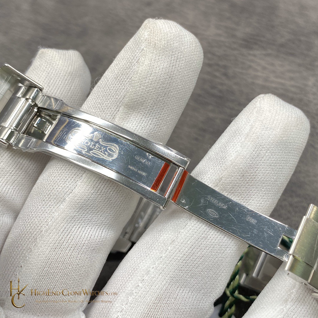 Rolex Submariner 126610LN buckle or clasp detail super clone watch