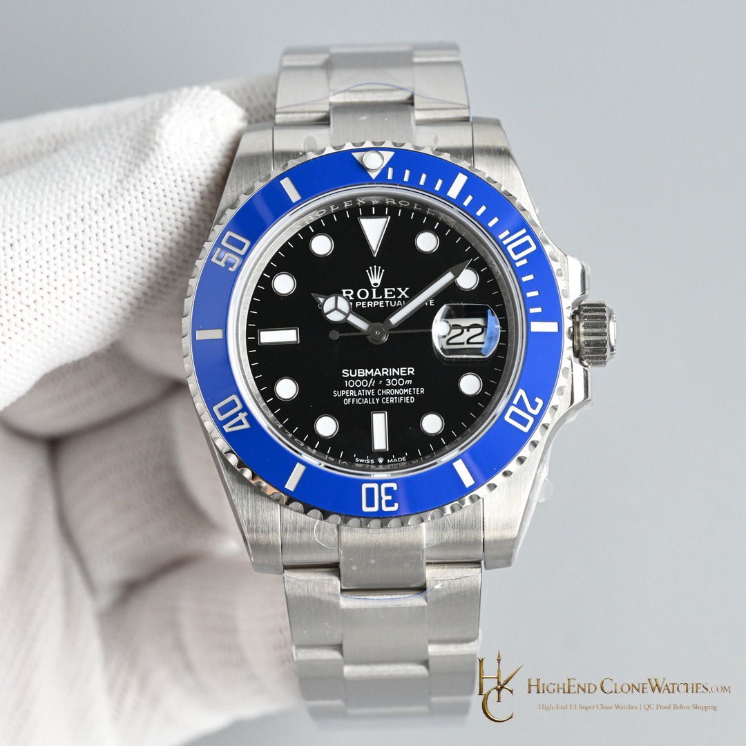Rolex Submariner 126619LB front view super clone watch