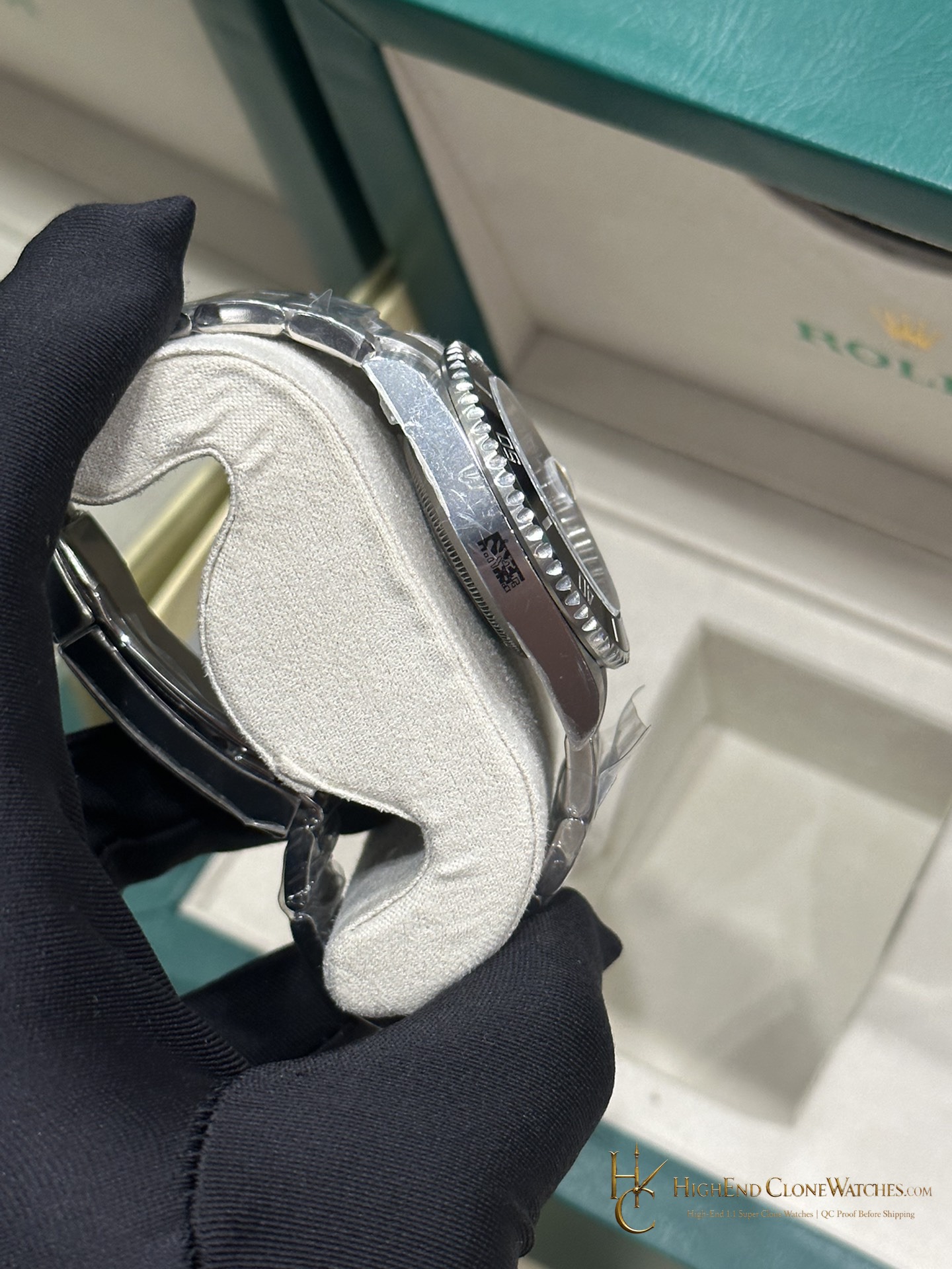 Rolex Submariner 116610LN crown and case detail super clone watch