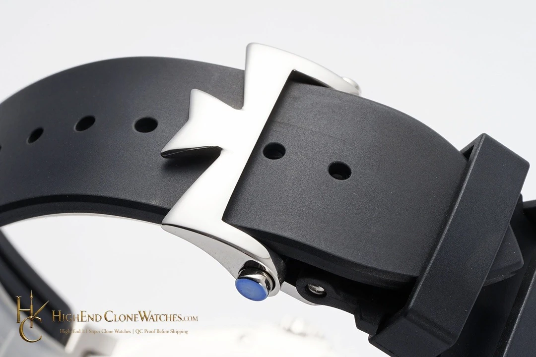 Vacheron Constantin Overseas 47040/B01A-9094 rubber strap and clasp detail super clone watch